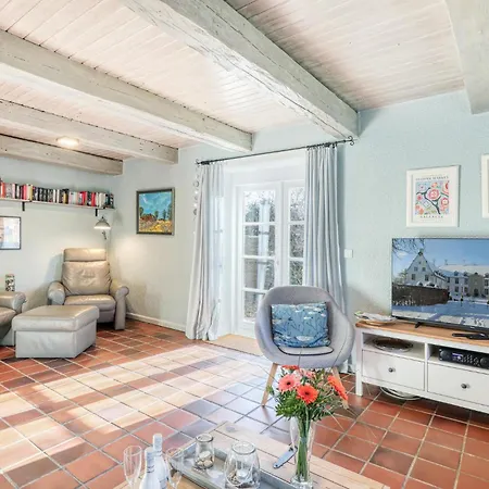 Pet Friendly In With Kitchen Almdorf